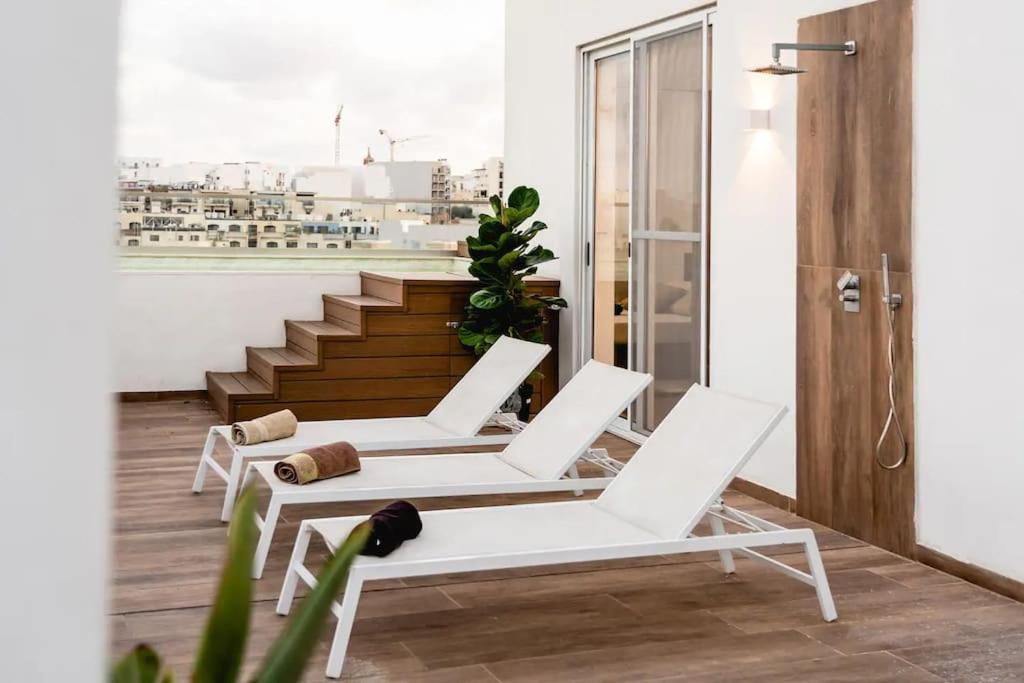 Luxurious & Stylish Penthouse With Private Pool Apartment Msida Ngoại thất bức ảnh